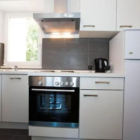 Mia - One Bedroom With Balcony 公寓