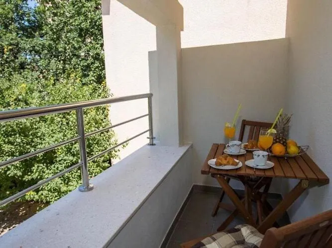 Mia - One Bedroom With Balcony Διαμέρισμα *